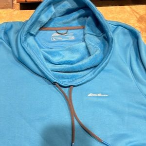 Eddie Bauer Funnel Neck top with pockets.